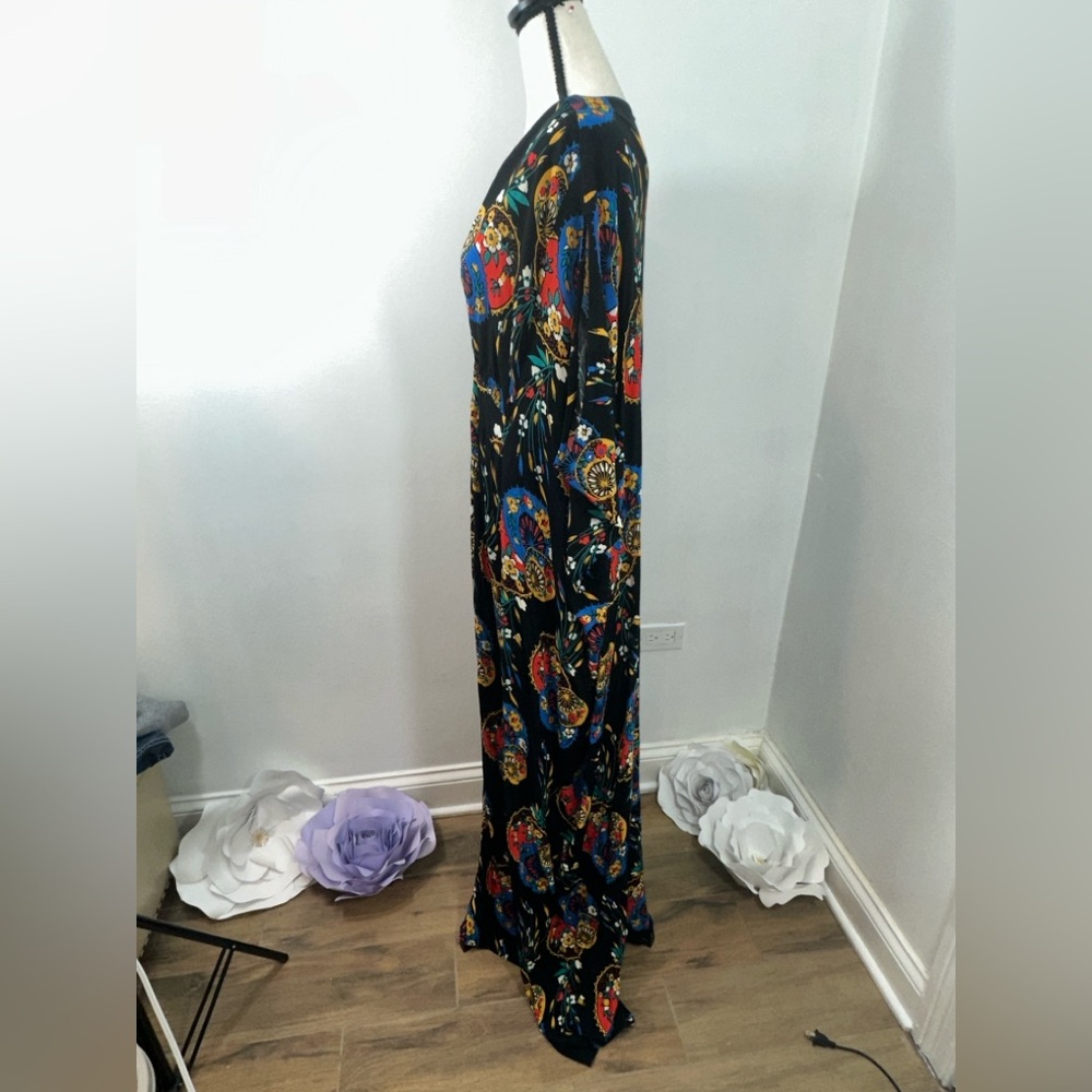 Trashy Diva Black Maxi Dress with Multicolor Paisley Print - Picture 6 of 10